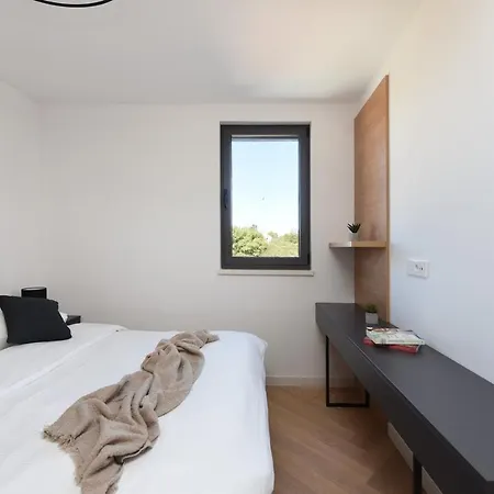 Lazy - Luxury Yachting Apartmán *