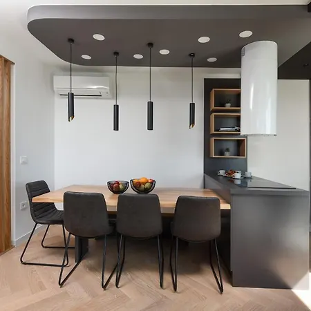 Lazy - Luxury Yachting דירה *