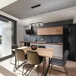 Lazy - Luxury Yachting Apartamento