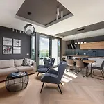 Lazy - Luxury Yachting *