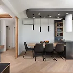 Lazy - Luxury Yachting Apartamento