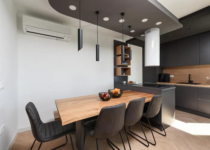 Lazy - Luxury Yachting *