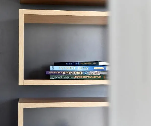 Lazy - Luxury Yachting *